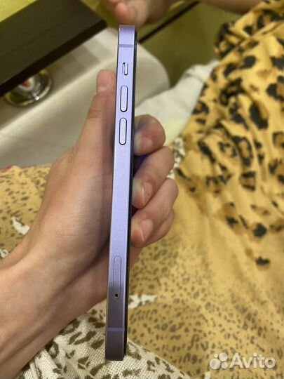 iPhone 12, 64 ГБ