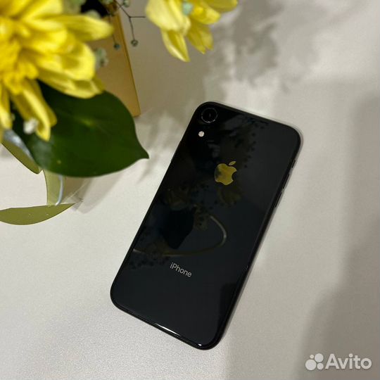 iPhone Xr, 64 ГБ