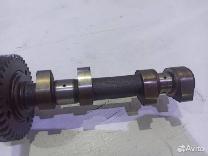 Распредвал впускной