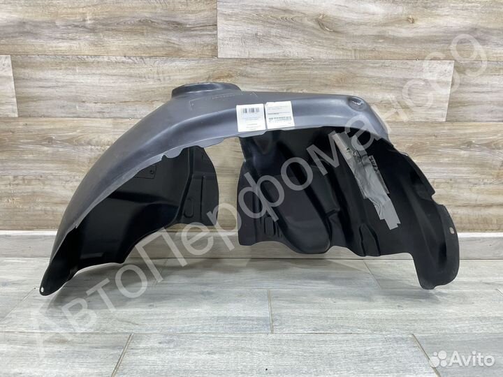 Подкрылок задний правый (4WD) Nissan Terrano 3