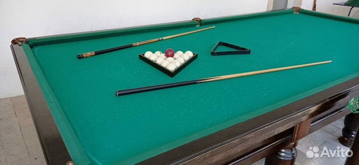 Бильярдный стол