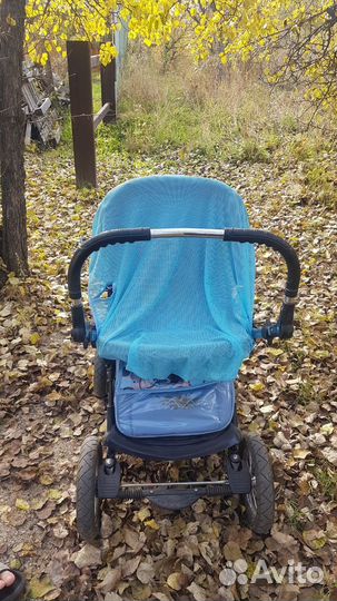 Коляска много в одном