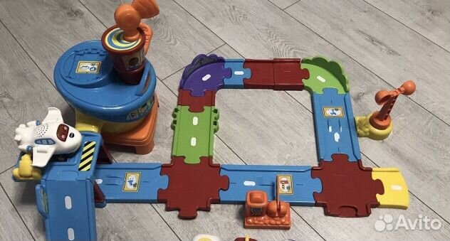 Несколько треков vtech c музыкальными машинками