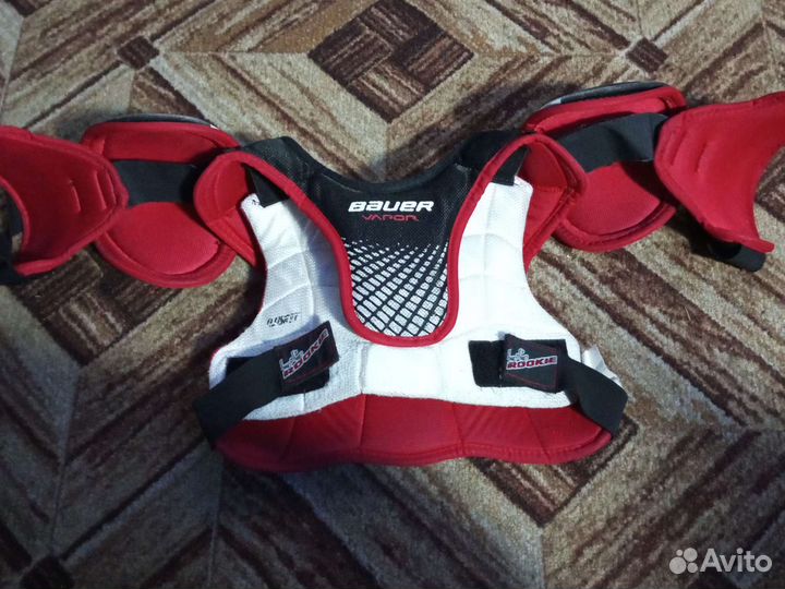 Нагрудник хоккейный bauer