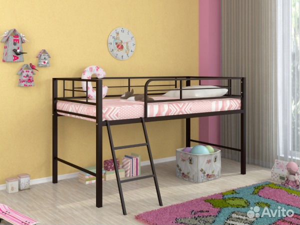 Металлическая кровать чердак