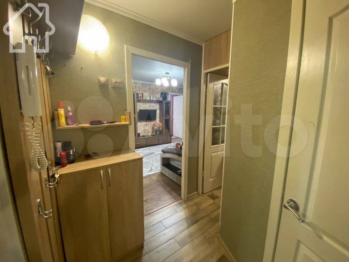 2-к. квартира, 43 м², 2/5 эт.