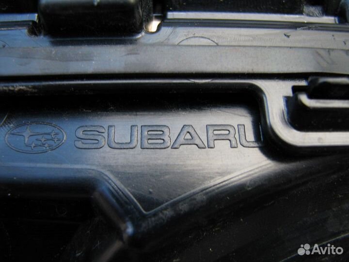 Subaru Forester накладка решетки радиатора 2018+
