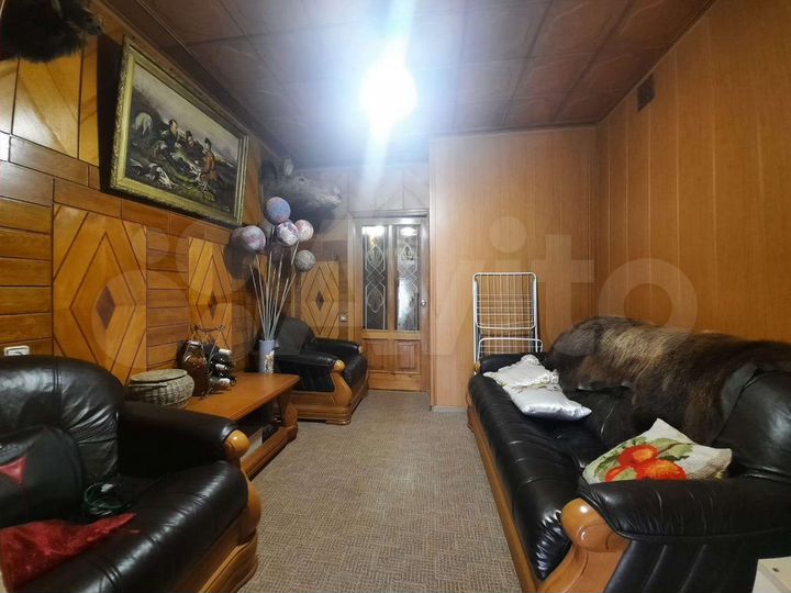 3-к. квартира, 110 м², 1/3 эт.