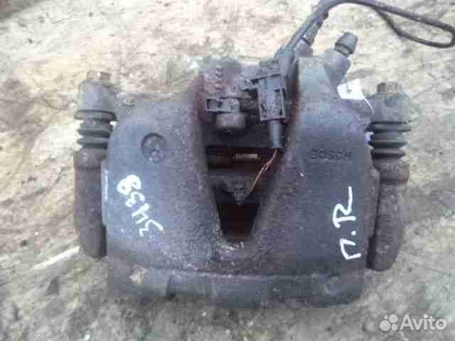 Суппорт передний правый Mercedes GLK X204