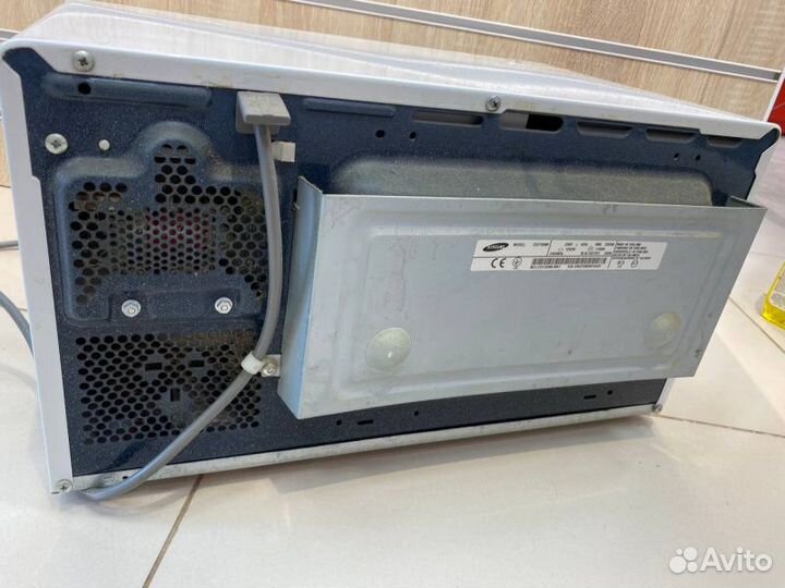 Микроволновая печь - Samsung CE2738NR