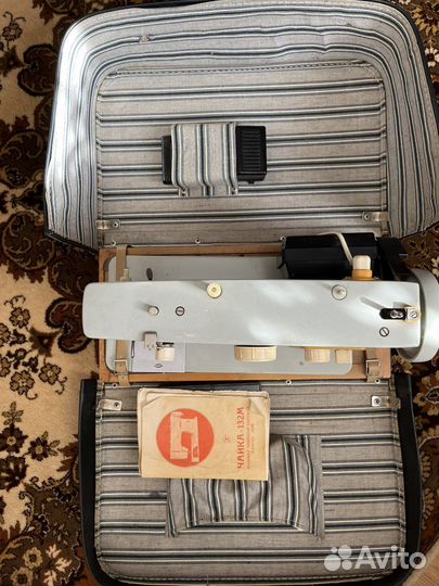 Швейная машина ножная с приводом Чайка 3