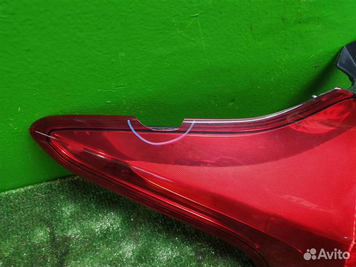 Фонарь задний наружный левый Ford Focus 3 (CB8) 2
