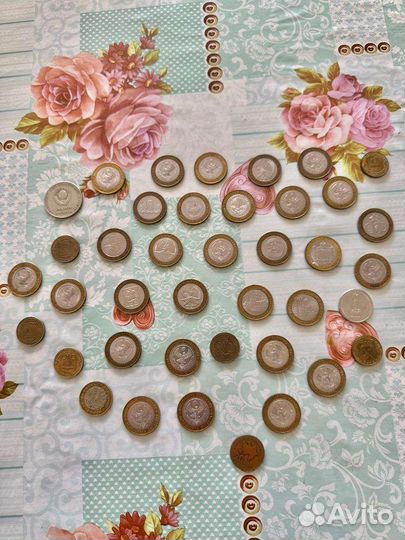 10рублевые разные монеты