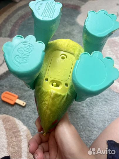 Интерактивная игрушка furreal friends динозавр