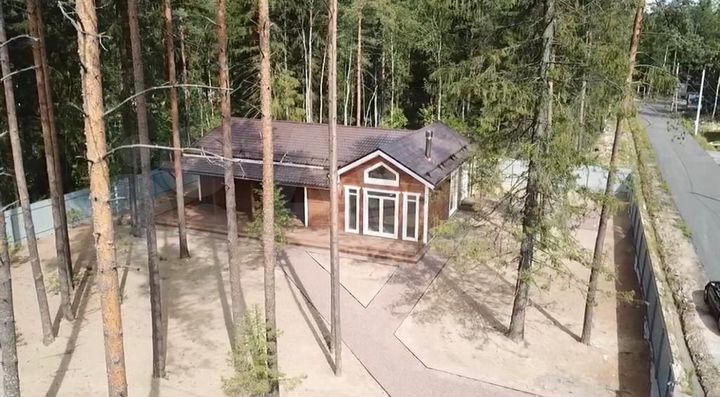 Дом 226 м² на участке 11 сот.