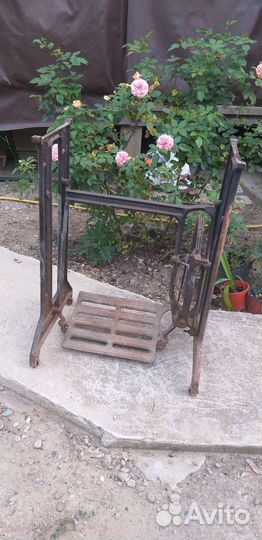 Станина от швейной машинки