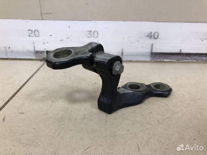 Петля двери передней правой верхняя Ford C-MAX 200