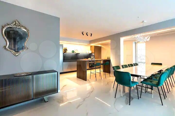 Дом 212 м² на участке 6 сот.