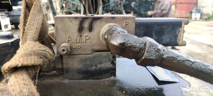 Ком насос бак на зф 9 -16. Продам