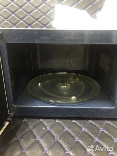 Микроволновка samsung me81krw