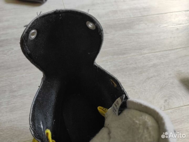 Хоккейные коньки бауэр