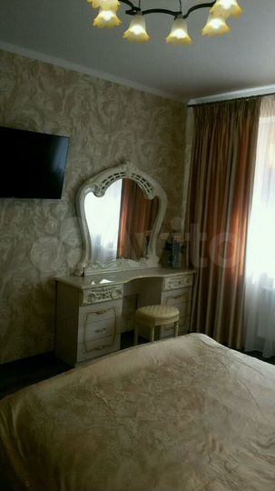 2-к. квартира, 63 м², 2/5 эт.