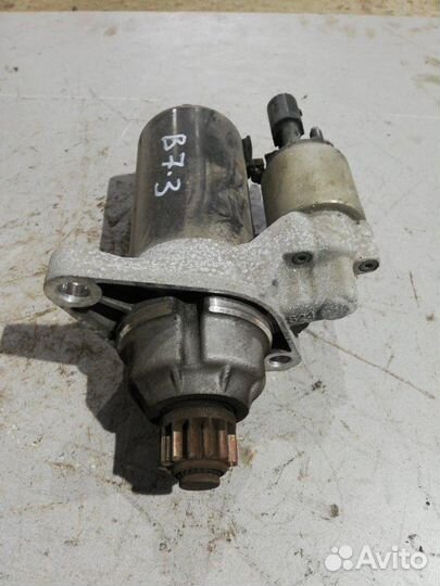 Стартер Volkswagen Passat B7 caxa 2012