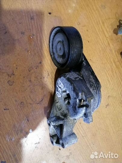 Натяжитель Ремня фольксваген гольф 4