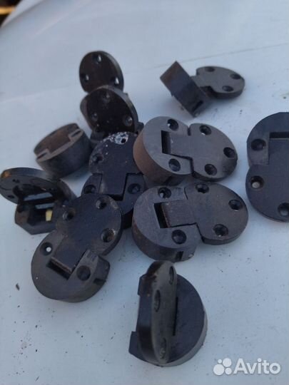 Шарнир мебельный