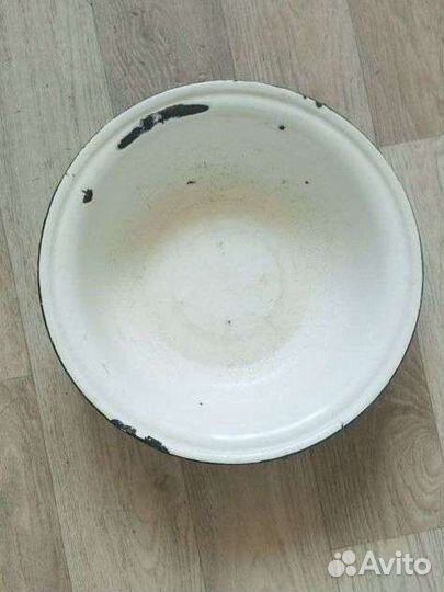 Эмалированный Таз