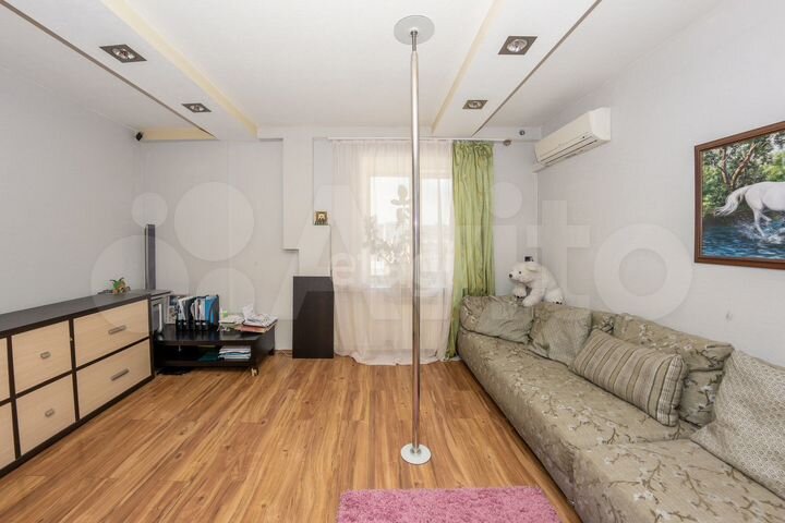 3-к. квартира, 72 м², 5/5 эт.