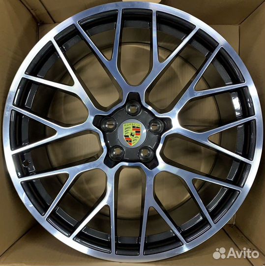 Диски на Porsche Macan Порше Макан R21