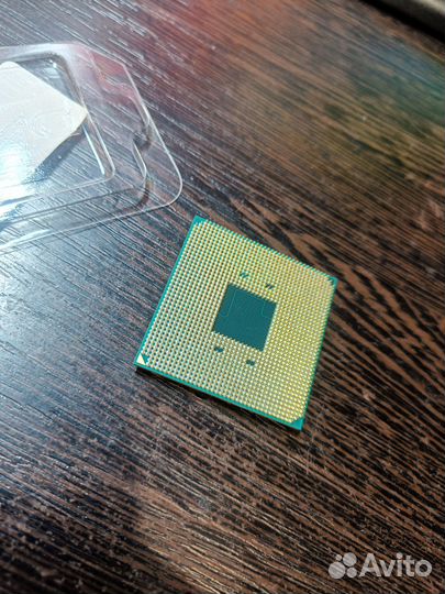 Процессор AMD Ryzen 3200G