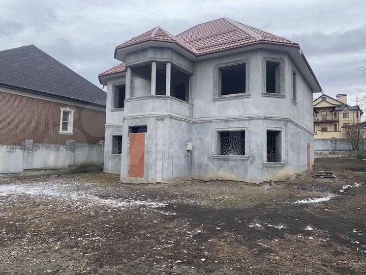 Дом 230 м² на участке 8 сот.