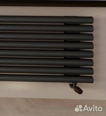 Горизонтальный радиатор с круглыми трубами