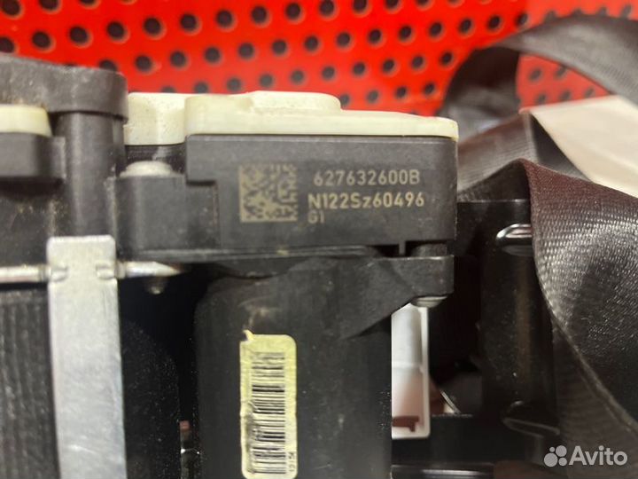 Ремень безопасности передний левый Land Rover