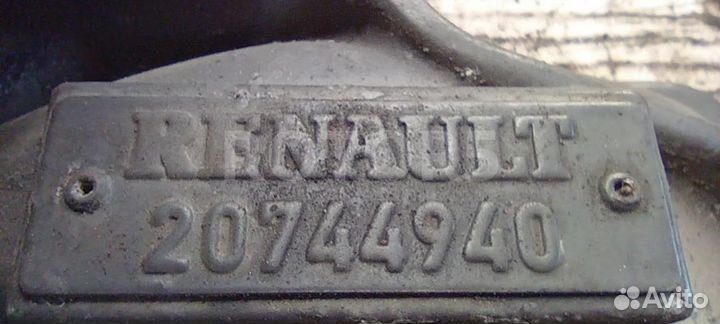 Водяная помпа Renault Magnum 4 2009 20744940