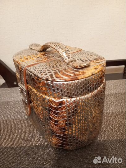 Шкатулка для украшений сувенирная