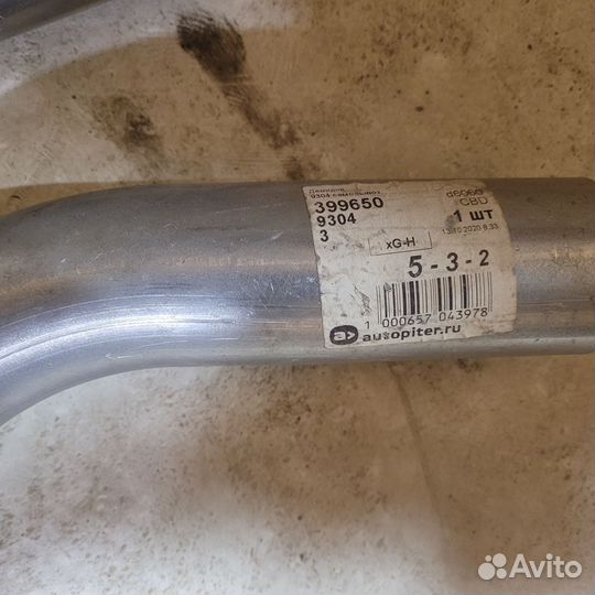 Изгиб трубы глушителя