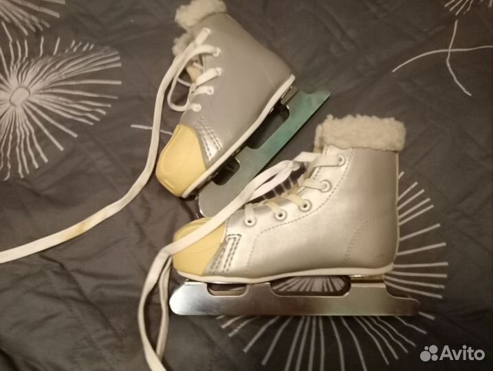 Коньки детские