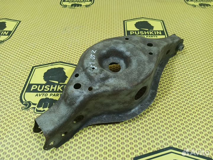 Рычаг задний нижний левый Nissan Murano