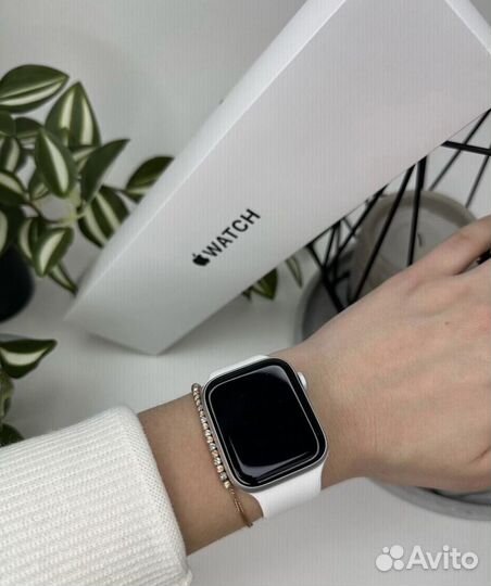 Часы apple watch SE 44mm Nike версия