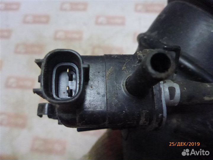 Патрубок воздушного фильтра Toyota Rav4 ACA30