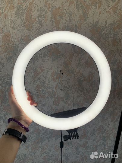 Кольцевая лампа со штативом большая