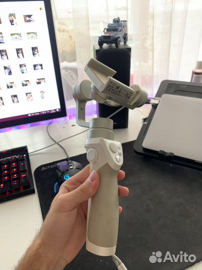 Стабилизатор для телефона dji osmo mobile