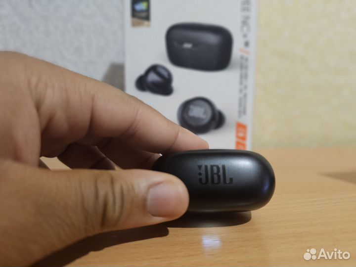 Наушники беспроводные jbl live free NC+