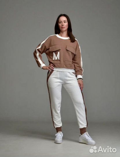 Спортивный костюм женский