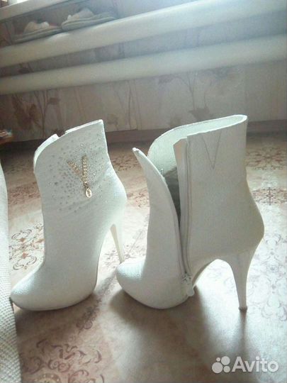 Женские ботильоны