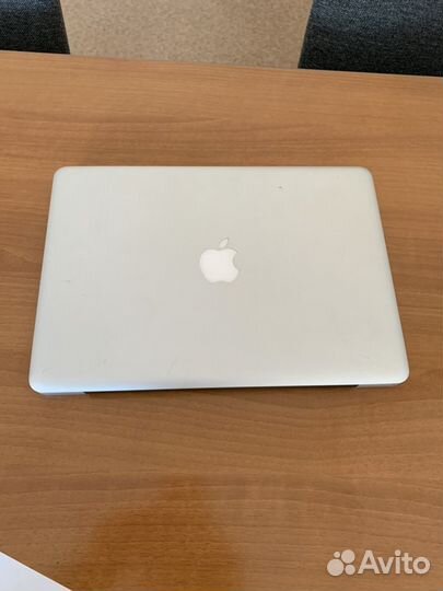 MacBook