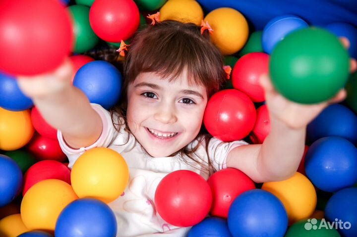 Выпускные альбомы в начальной школе и в садике